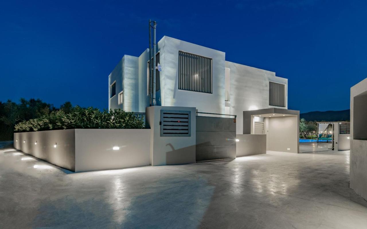 Antonia Villa - Luxurious Serenity With Private Pool, By Zantewize Kalipádhon Exteriér fotografie