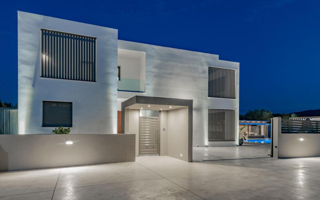 Antonia Villa - Luxurious Serenity With Private Pool, By Zantewize Kalipádhon Exteriér fotografie