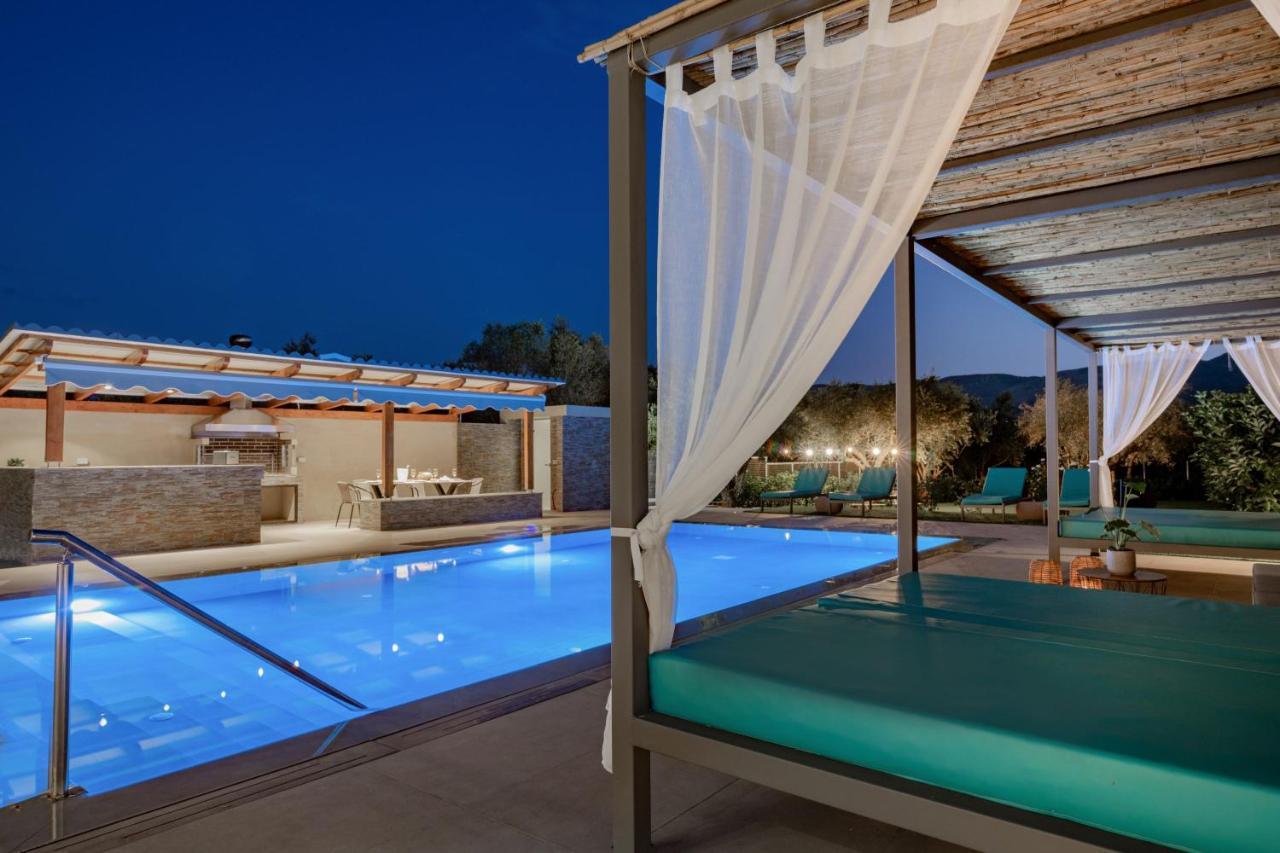 Antonia Villa - Luxurious Serenity With Private Pool, By Zantewize Kalipádhon Exteriér fotografie