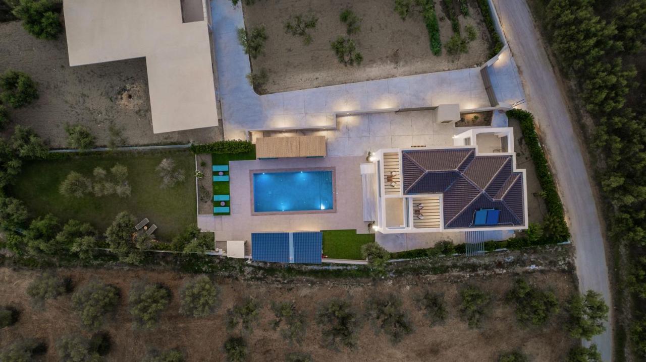 Antonia Villa - Luxurious Serenity With Private Pool, By Zantewize Kalipádhon Exteriér fotografie