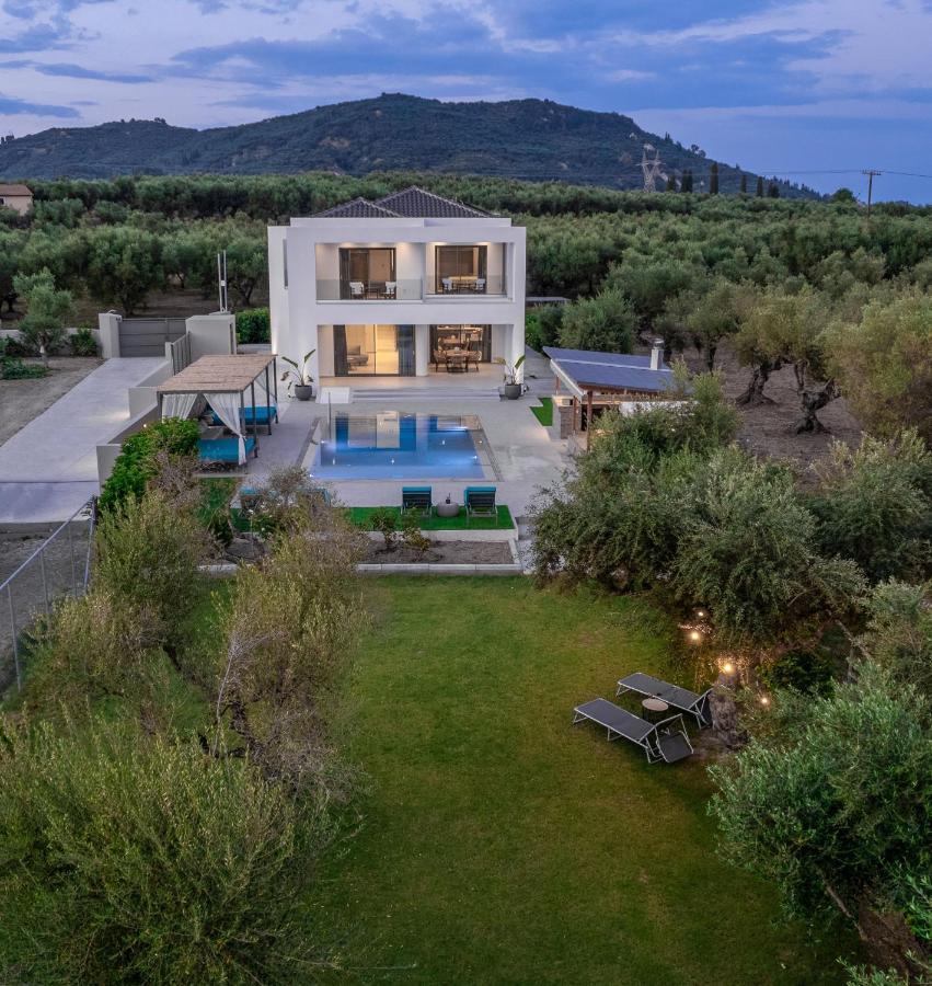 Antonia Villa - Luxurious Serenity With Private Pool, By Zantewize Kalipádhon Exteriér fotografie